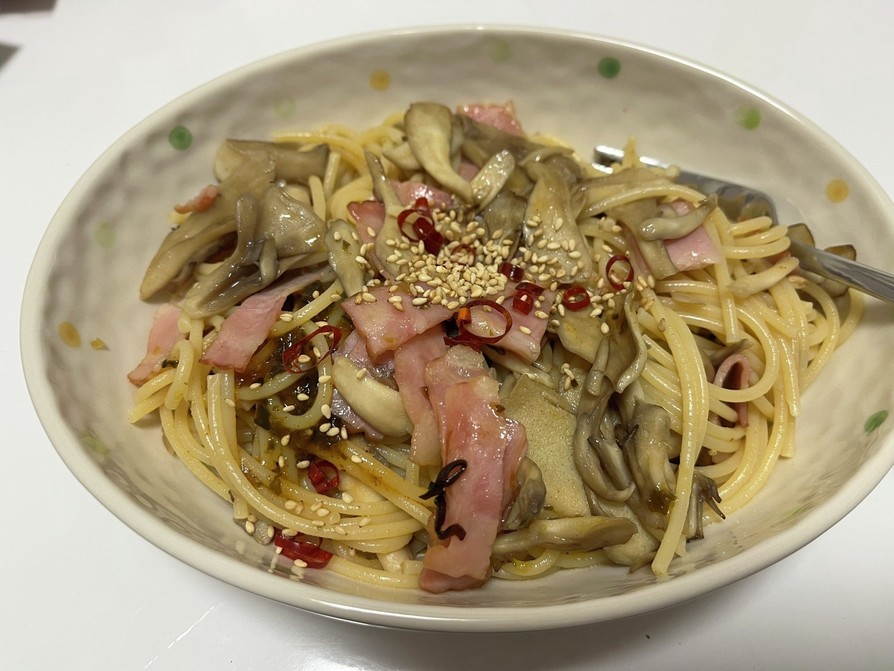 ベーコン舞茸高菜の和風パスタの画像