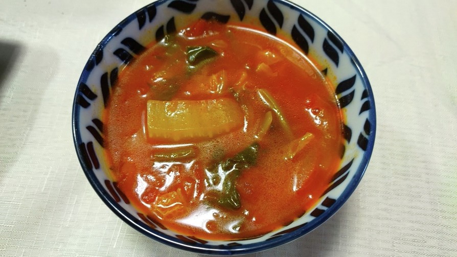 簡単！野菜を煮込んだトマトスープの画像