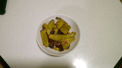 【食品ロス】サツマイモの皮で作るチップスの写真