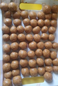 Tahini balls