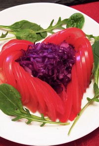バレンタインにハートのトマト＆紫キャベツ
