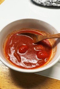 トマトペーストで簡単トマトスープ