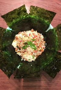 韓国海苔添え納豆丼
