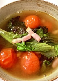 サニーレタスとトマトの簡単スープ