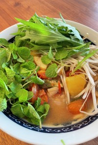 ベトナムのフィッシュスープ