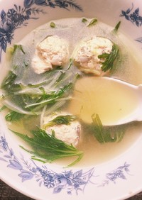 子供喜ぶ温まろ！鶏団子と水菜の中華スープ