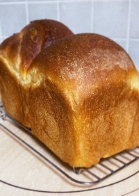 ホシノ天然酵母でふわふわ続く食パン