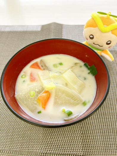 根菜のミルク味噌汁の写真