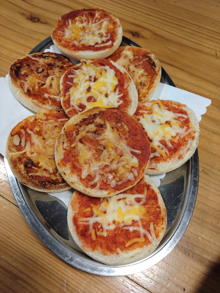 3種チーズのピザマフィンの画像