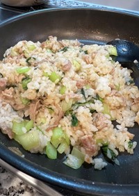 小松菜と豚肉のガリバタチャーハン