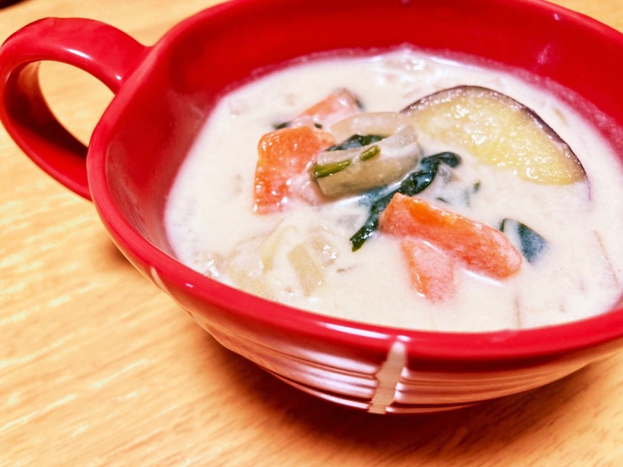 豆乳と白味噌でほっこりスープの画像