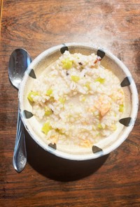 玄米と鮭の大根菜粥