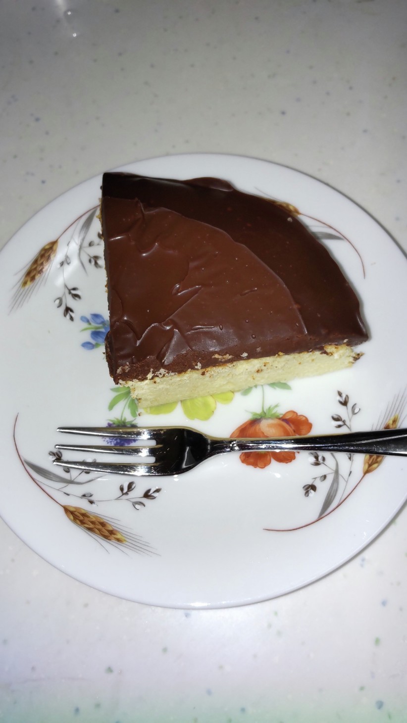 白黒チョコケーキ（訂正しました）の画像