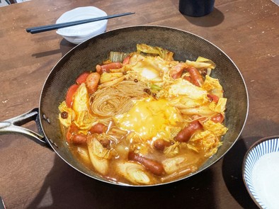★ZENBで韓国風鍋料理★旨辛プデチゲ♪の写真