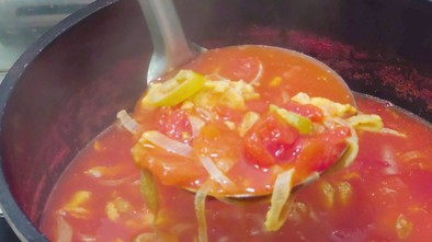 トマトと卵の和風スープの写真