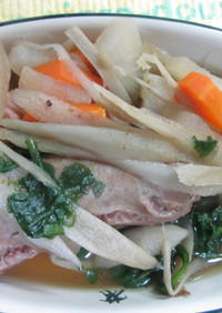 根菜とソーセージのポトフ