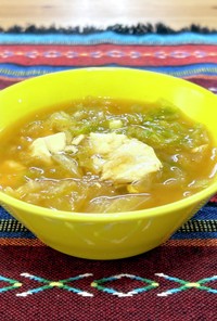 レタスと豆腐の中華風ピリ辛スープ