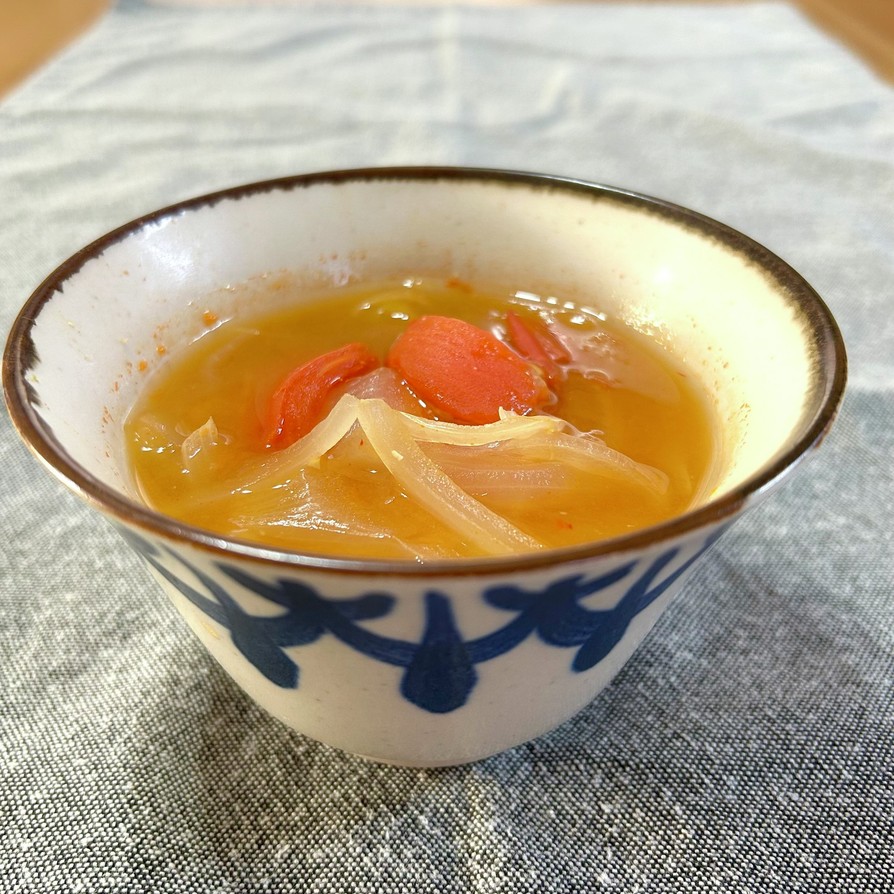 キムチ&トマトと玉ねぎのお味噌汁の画像