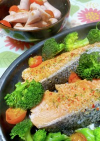 レンジで簡単鮭のハーブ焼き　ズボラ料理
