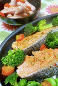レンジで簡単鮭のハーブ焼き　ズボラ料理