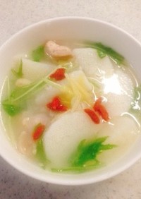 ［薬膳］山芋と鶏肉のスープ