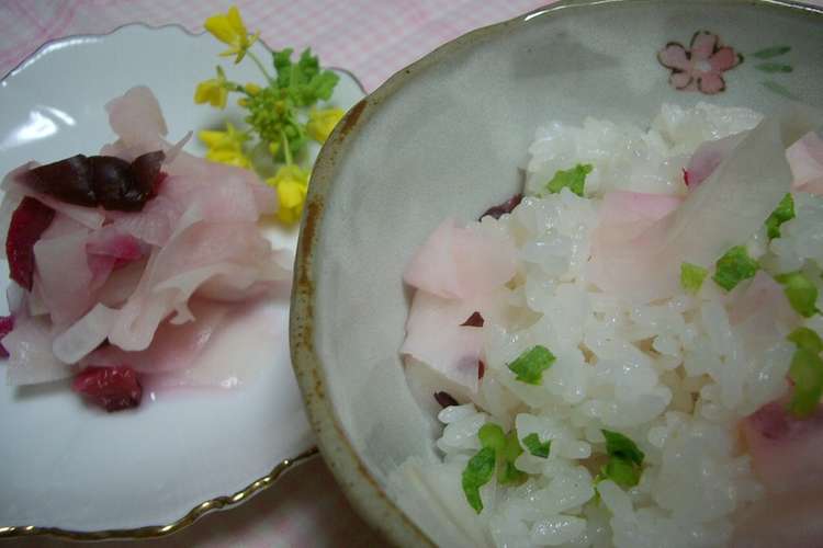 ピンクの桜ご飯 レシピ 作り方 By Hatutuji クックパッド 簡単おいしいみんなのレシピが376万品