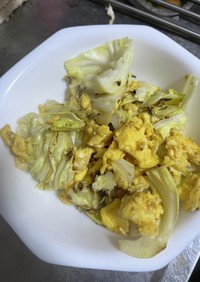 キャベツと卵の中華炒め