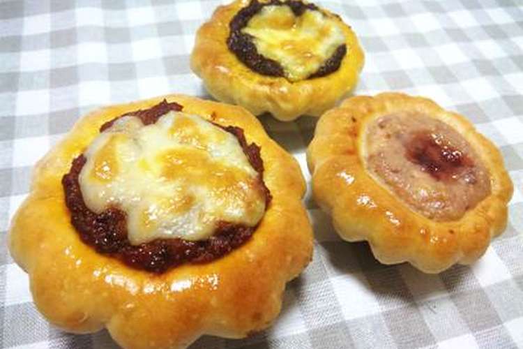 何でも入れて焼いちゃおう カップ型パン レシピ 作り方 By Butaneco クックパッド