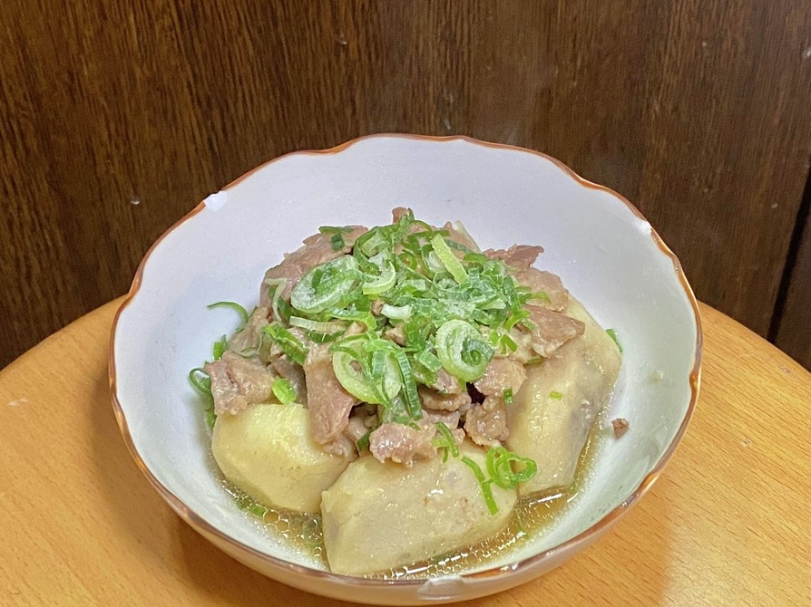 里芋と牛コマ切れの甘辛煮の画像