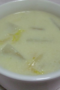 白菜と蕪の豆乳スープ