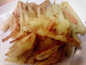 サクッ☆じゃがいもとにんじんのかき揚げ