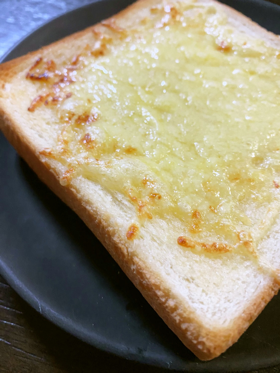 ハニーチーズトースト/七尾市学校給食の画像