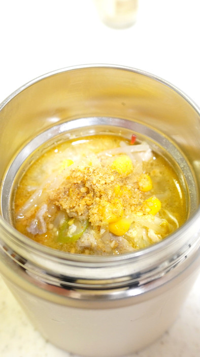 ピリ辛味噌ラーメン風スープの写真