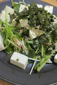 ピリ辛水菜とシーチキンの豆腐サラダ