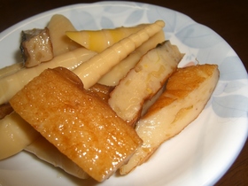 ポクポクおいしい、細竹の煮物