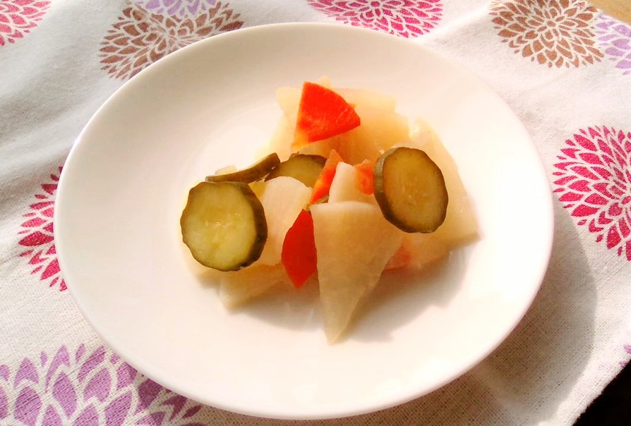 【学校給食】野菜のピクルスの画像