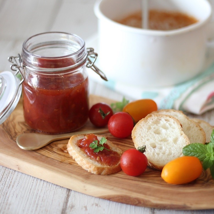 完熟トマトと甜菜糖のヴィーガンジャムの画像