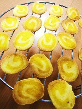 さつま芋とかぼちゃのぐるぐる米粉クッキー