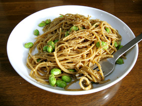 アマランサスと枝豆のパスタ