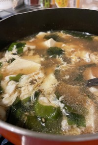玉子の白身とわかめの胡麻香るスープ