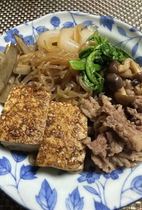 ウルトラマンドの おばんざい 肉豆腐