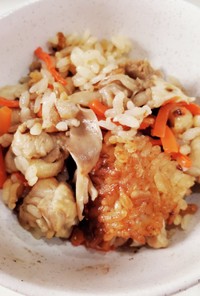 鶏肉と舞茸の炊き込みご飯