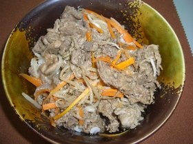 我が家の定番!焼肉丼
