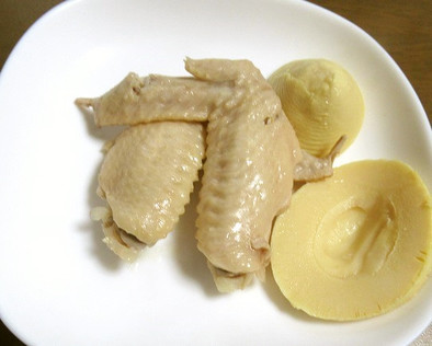 鶏手羽先とタケノコの、まる生ポン酢煮の写真