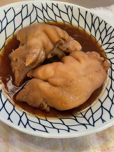 豚足の甘辛煮（台湾風味）の写真