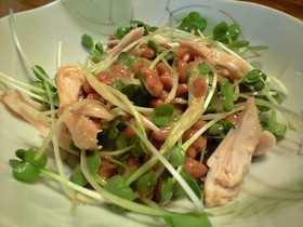 ご飯が進む♪ササミかいわれ納豆
