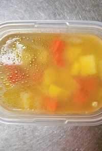 ○56.野菜コンソメスープ