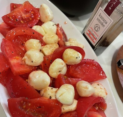 モッツァレラチーズ&トマト和風カプレーゼの写真