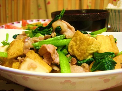 小松菜と厚揚げ・豚肉の炒め物の写真