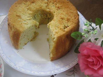 里芋のミルキーシフォンケーキの写真